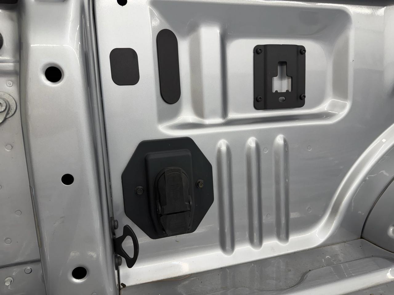 Ford Super Duty F-350 DRW 4WD Crew Cab 172" XLT 2023