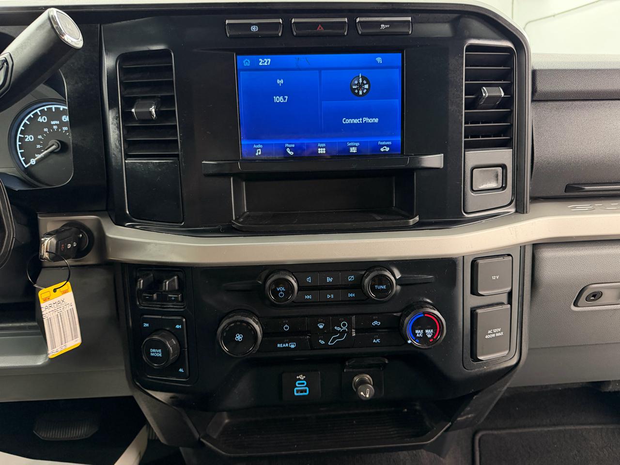 Ford Super Duty F-350 DRW 4WD Crew Cab 172" XLT 2023