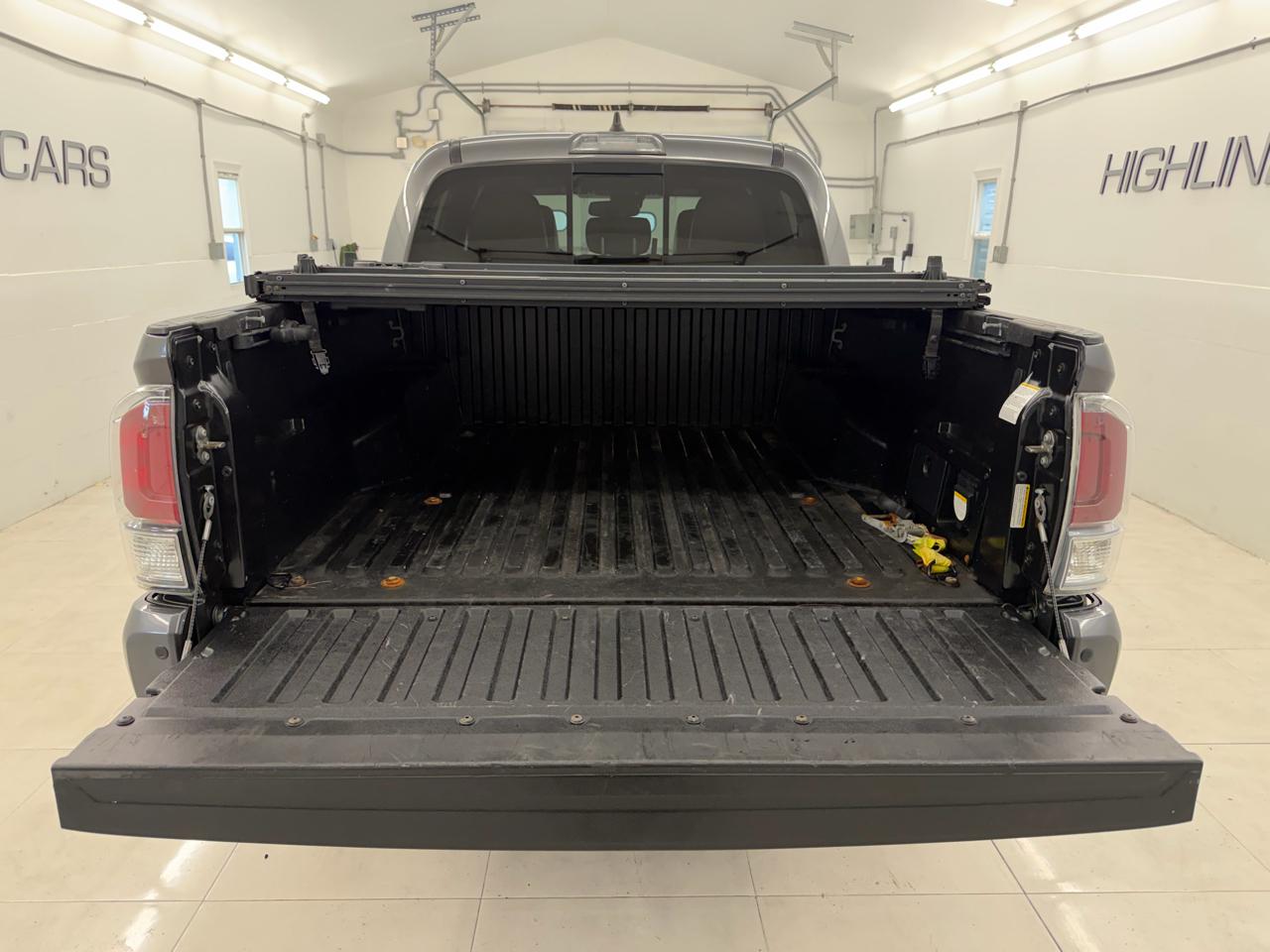 Toyota Tacoma 4WD Limited Double Cab 5' Bed V6 AT (Natl) 2020