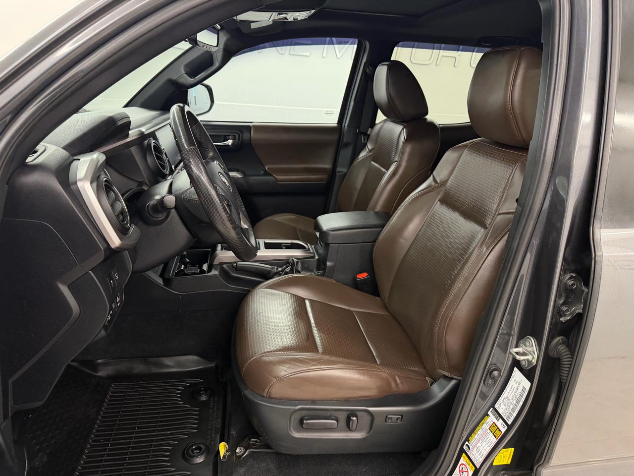 Toyota Tacoma 4WD Limited Double Cab 5' Bed V6 AT (Natl) 2020