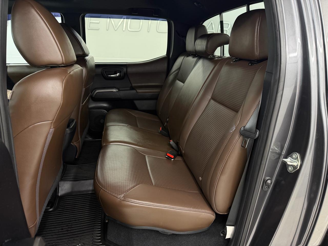 Toyota Tacoma 4WD Limited Double Cab 5' Bed V6 AT (Natl) 2020