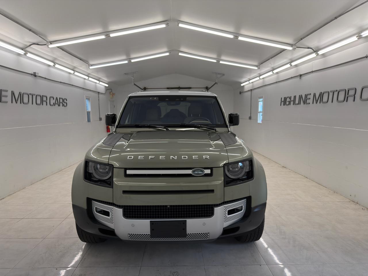 Land Rover Defender P400 110 HSE 2022