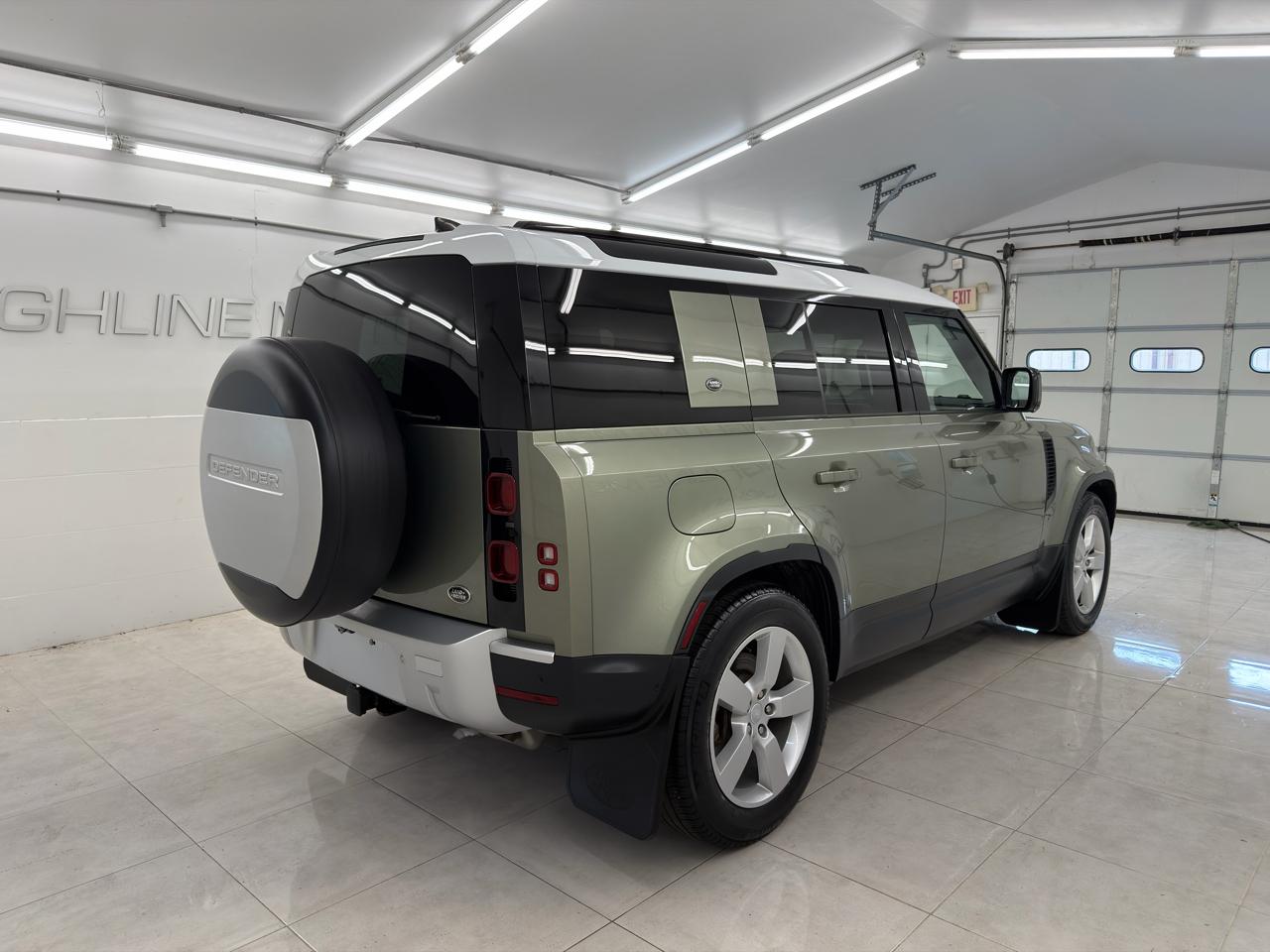 Land Rover Defender P400 110 HSE 2022