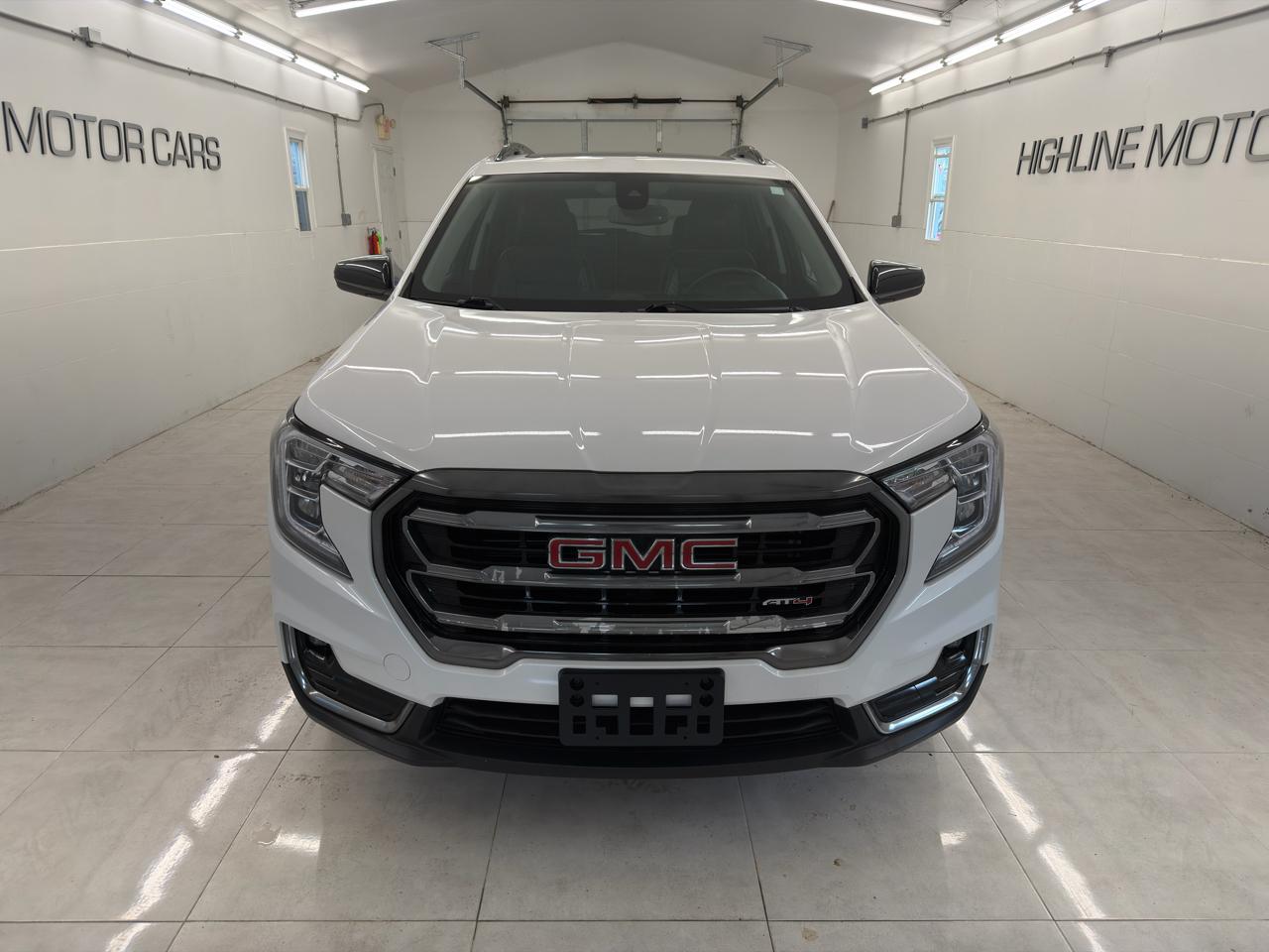 GMC Terrain AWD 4dr AT4 2023