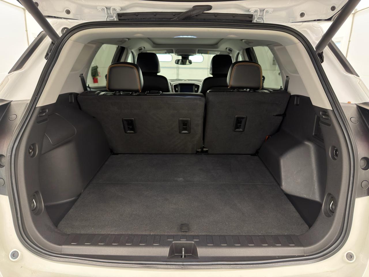 GMC Terrain AWD 4dr AT4 2023