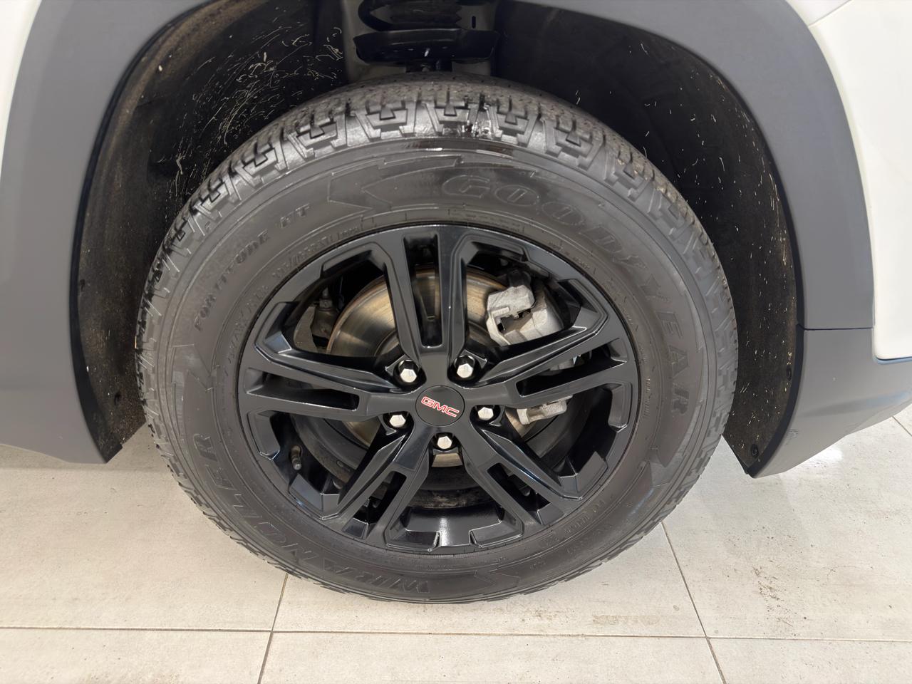 GMC Terrain AWD 4dr AT4 2023