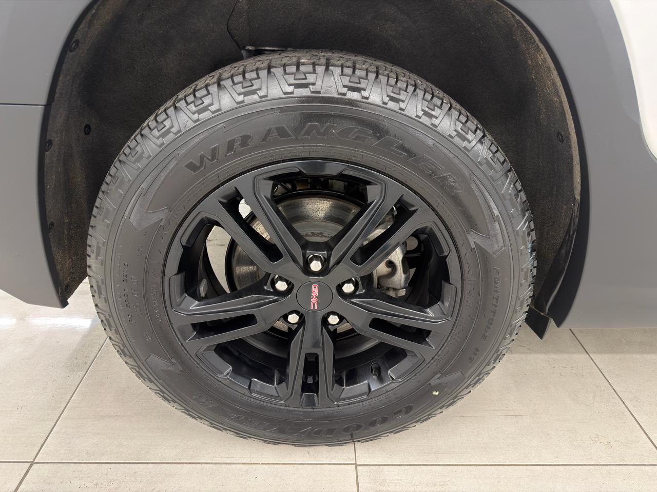 GMC Terrain AWD 4dr AT4 2023