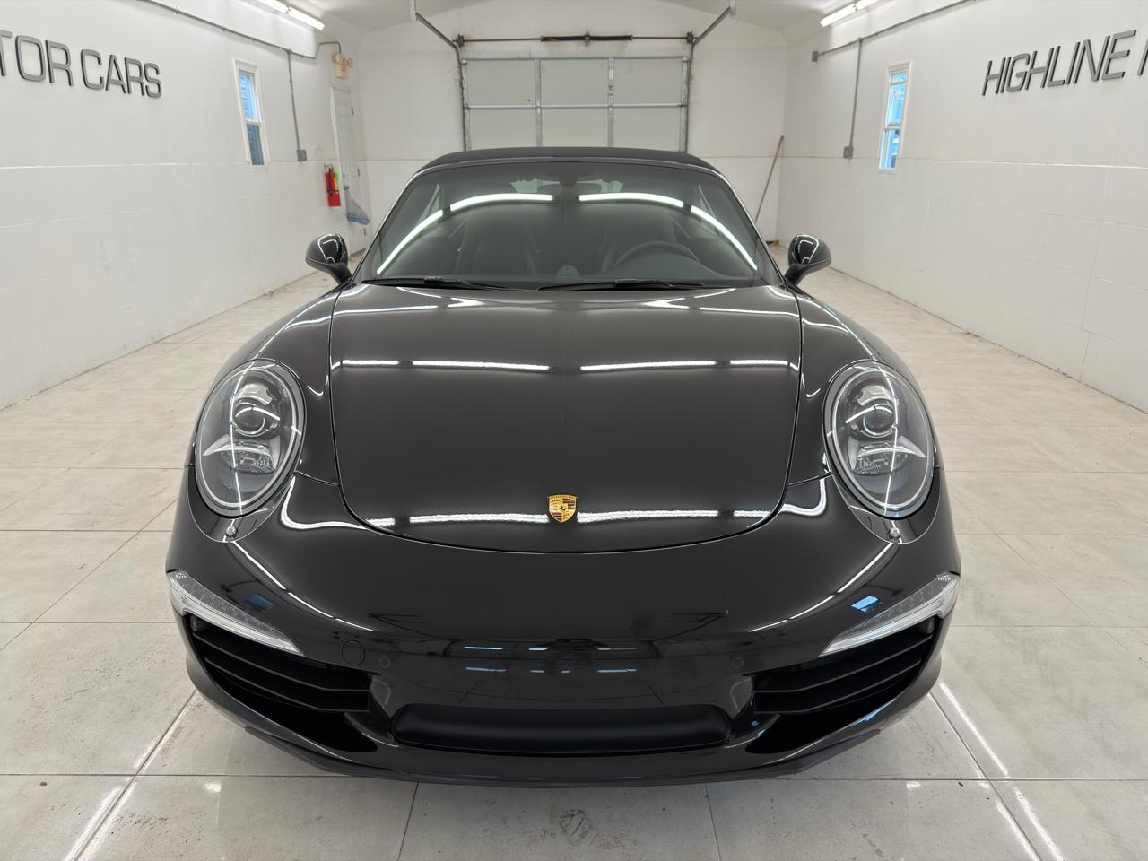 Porsche 911 2dr Cabriolet Carrera S 2013