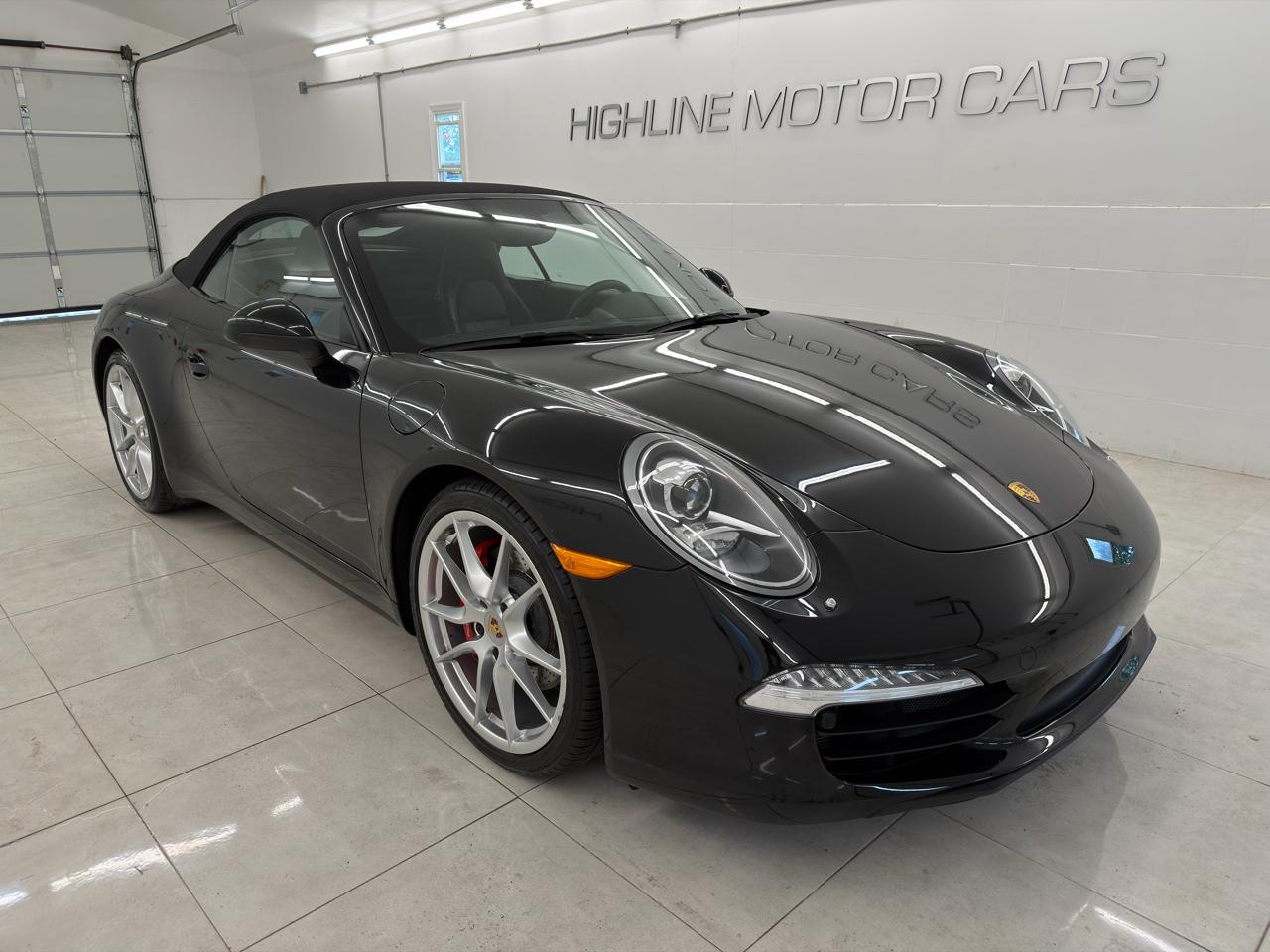 Porsche 911 2dr Cabriolet Carrera S 2013