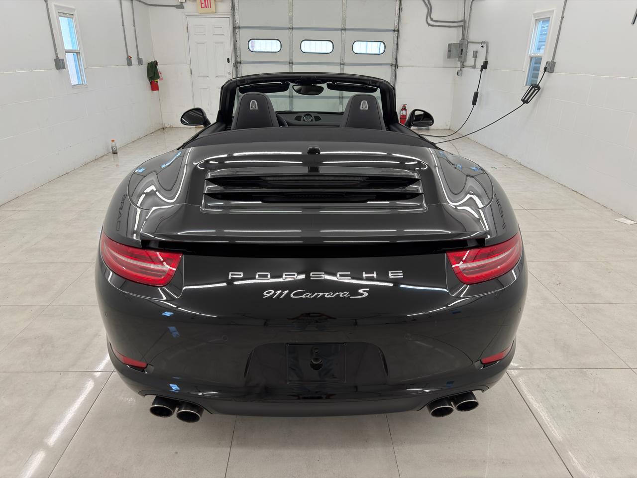 Porsche 911 2dr Cabriolet Carrera S 2013