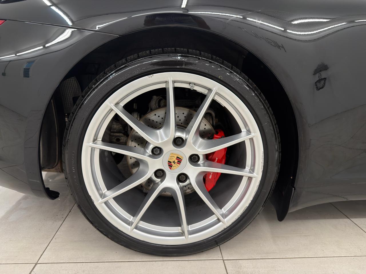 Porsche 911 2dr Cabriolet Carrera S 2013