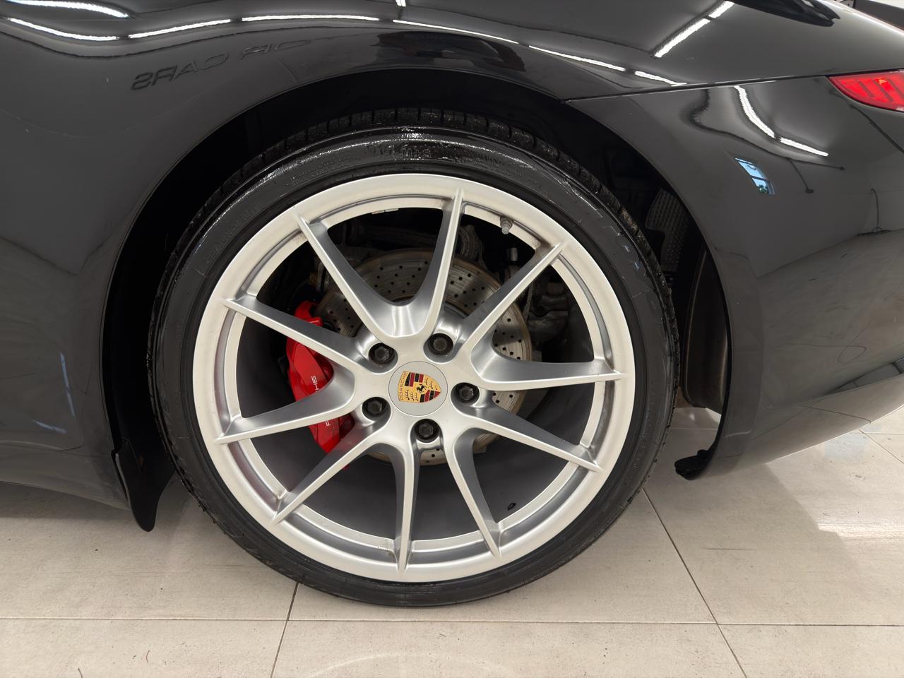 Porsche 911 2dr Cabriolet Carrera S 2013