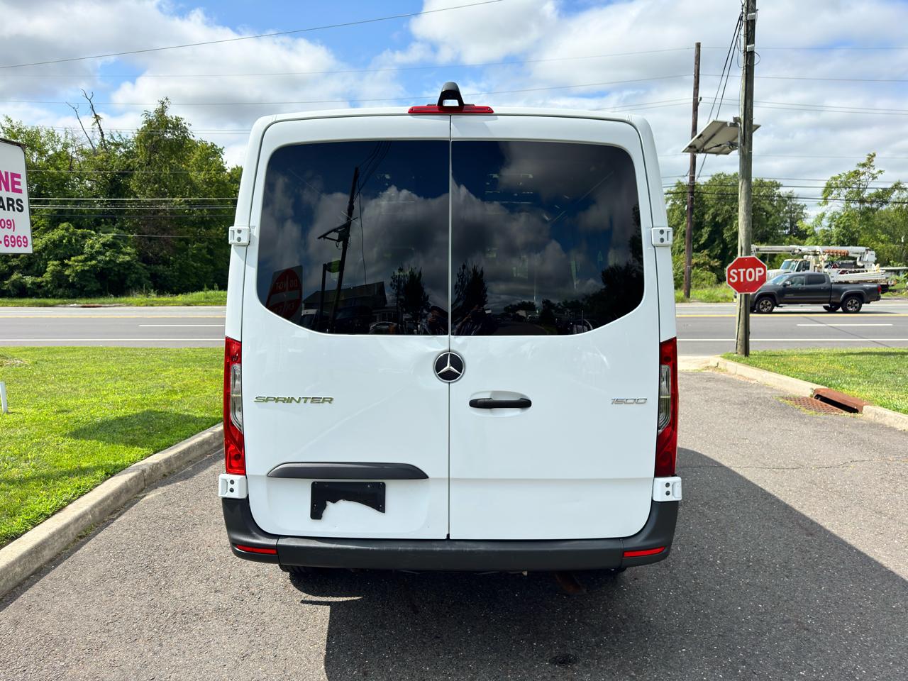 Mercedes-Benz Sprinter Van 1500 Standard Roof I4 144" RWD 2019