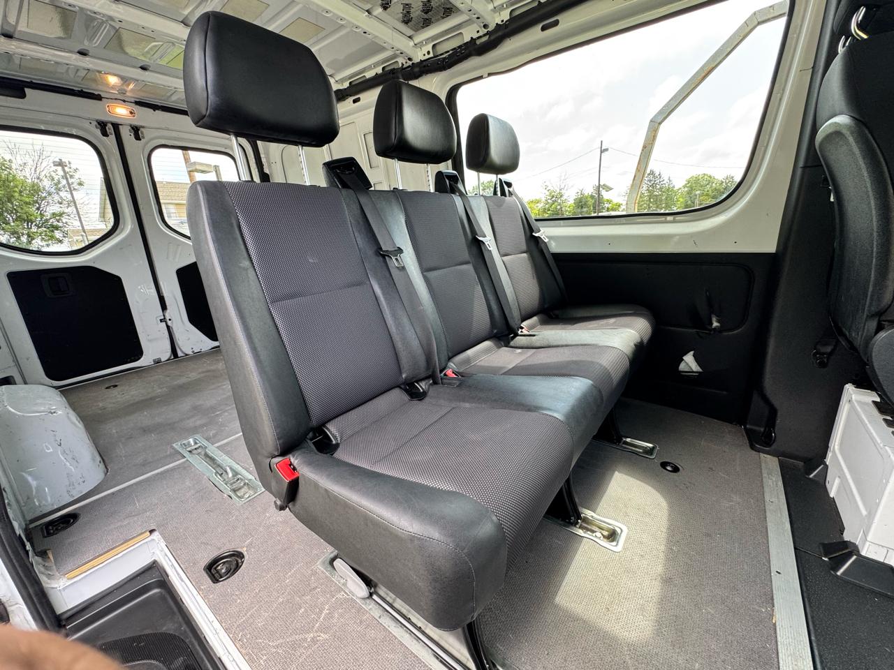 Mercedes-Benz Sprinter Van 1500 Standard Roof I4 144" RWD 2019