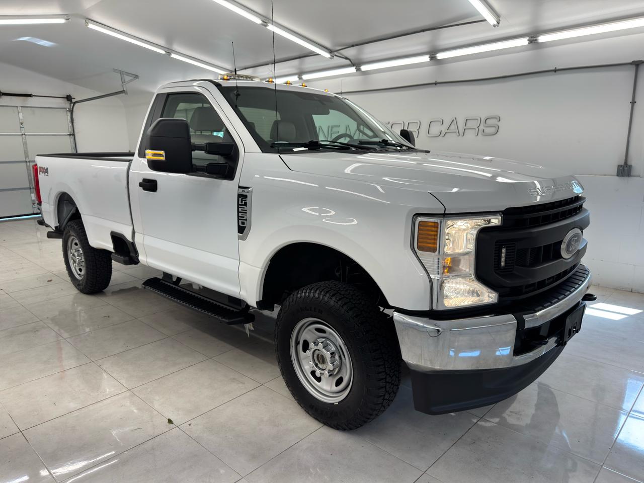 Ford Super Duty F-250 SRW XLT 4WD Reg Cab 8' Box 2020