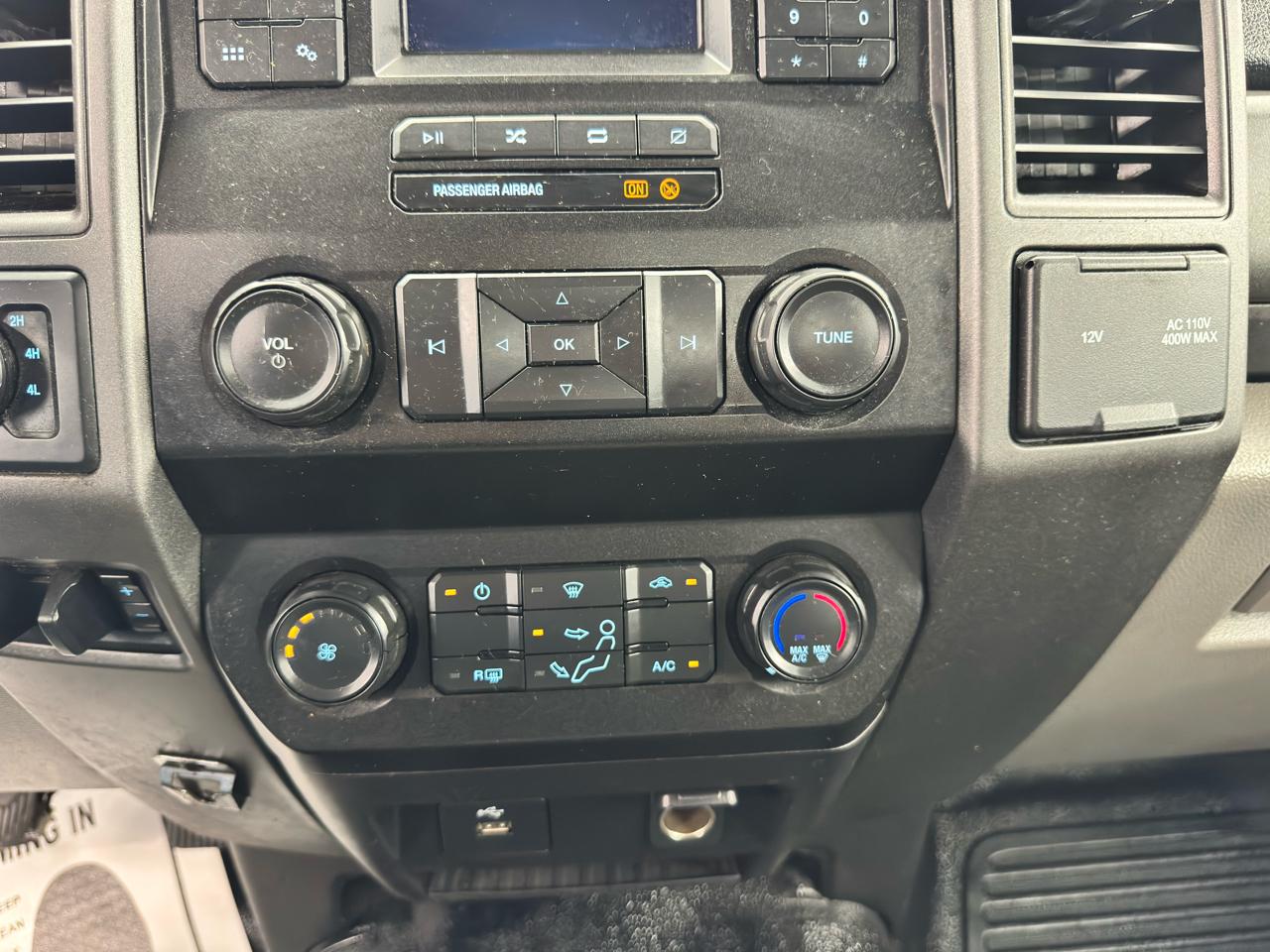 Ford Super Duty F-250 SRW XLT 4WD Reg Cab 8' Box 2020
