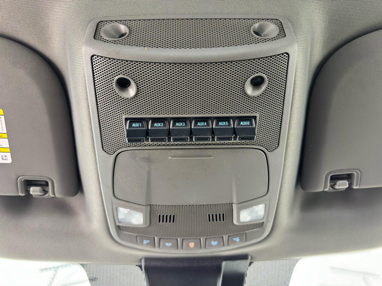 Ford Super Duty F-250 SRW XLT 4WD Reg Cab 8' Box 2020