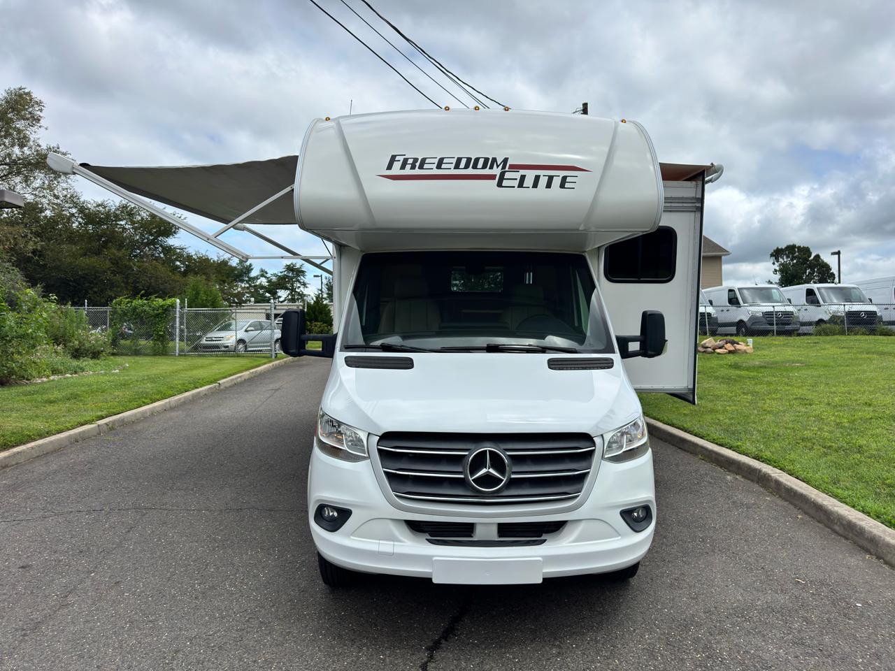 Thor Motor Coach Freedom Elite  2020