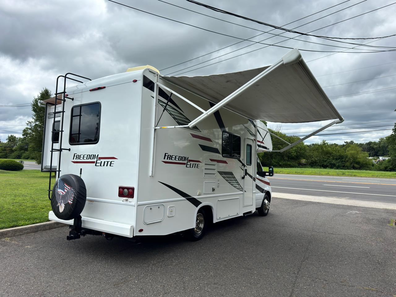 Thor Motor Coach Freedom Elite  2020