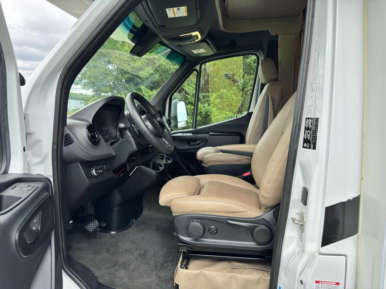 Thor Motor Coach Freedom Elite  2020