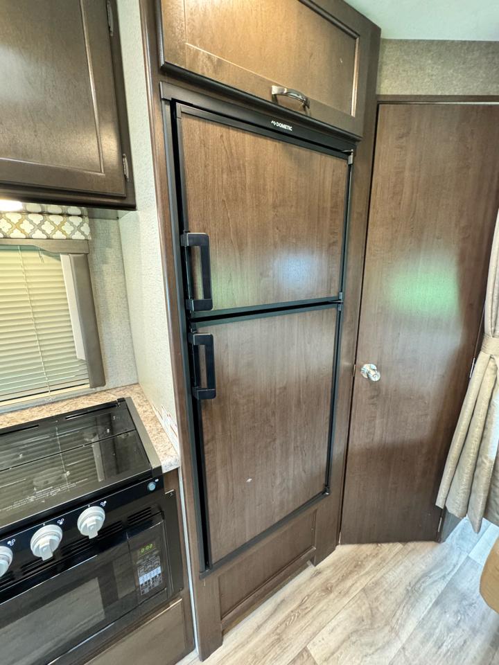 Thor Motor Coach Freedom Elite  2020
