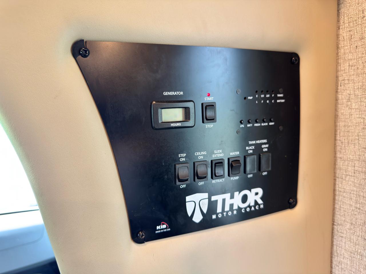 Thor Motor Coach Freedom Elite  2020