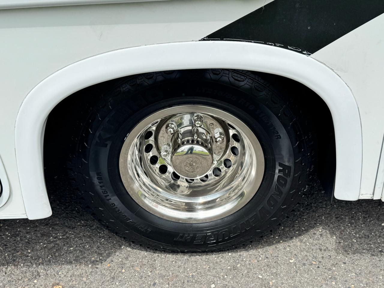 Thor Motor Coach Freedom Elite  2020