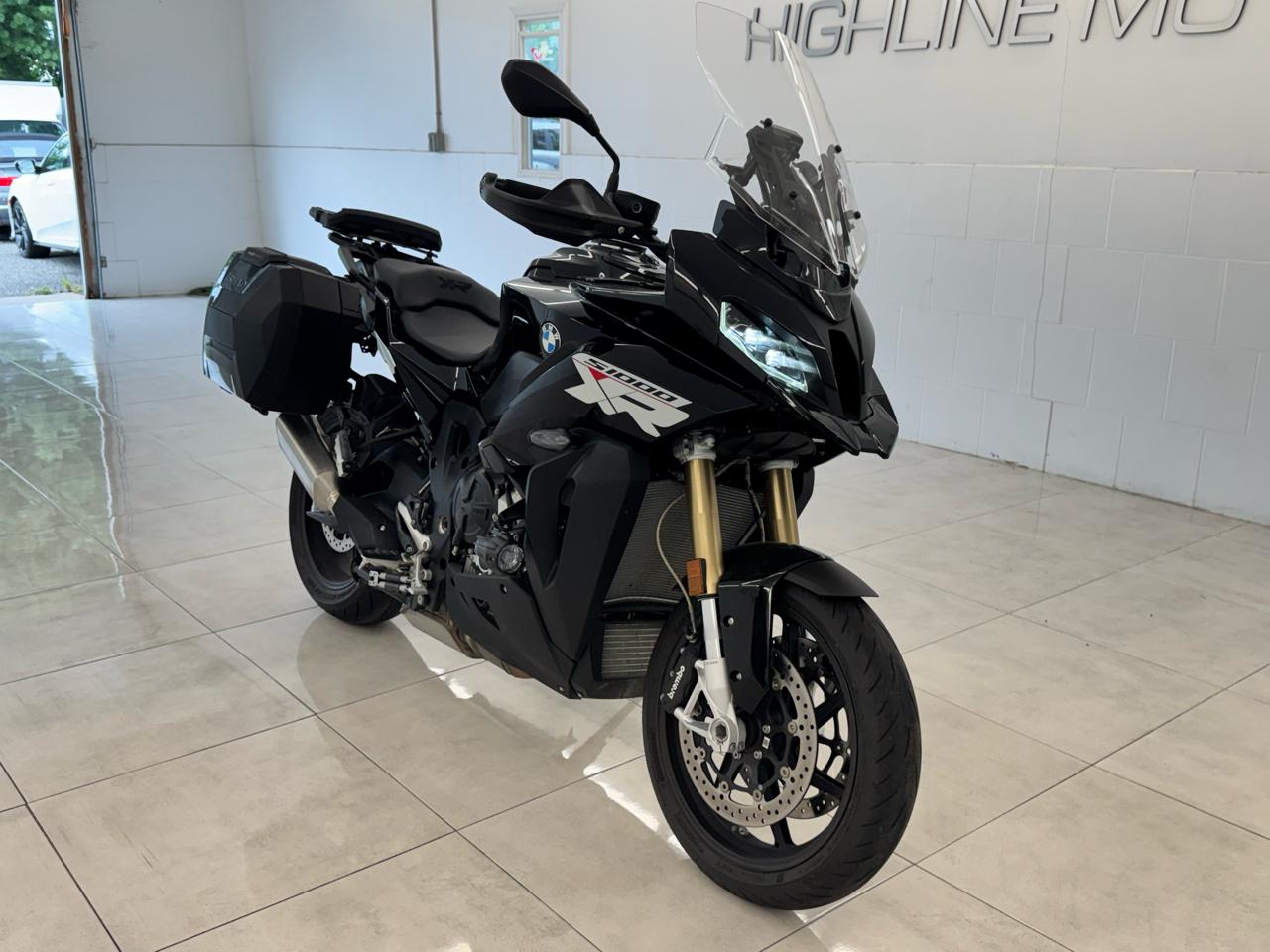 BMW S1000XR  2025
