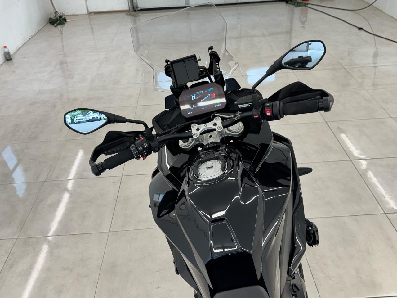 BMW S1000XR  2025