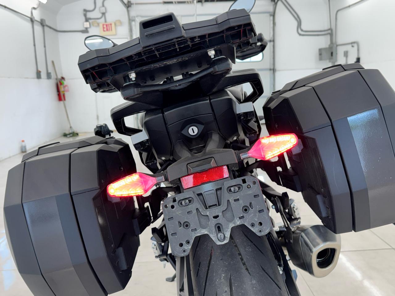 BMW S1000XR  2025