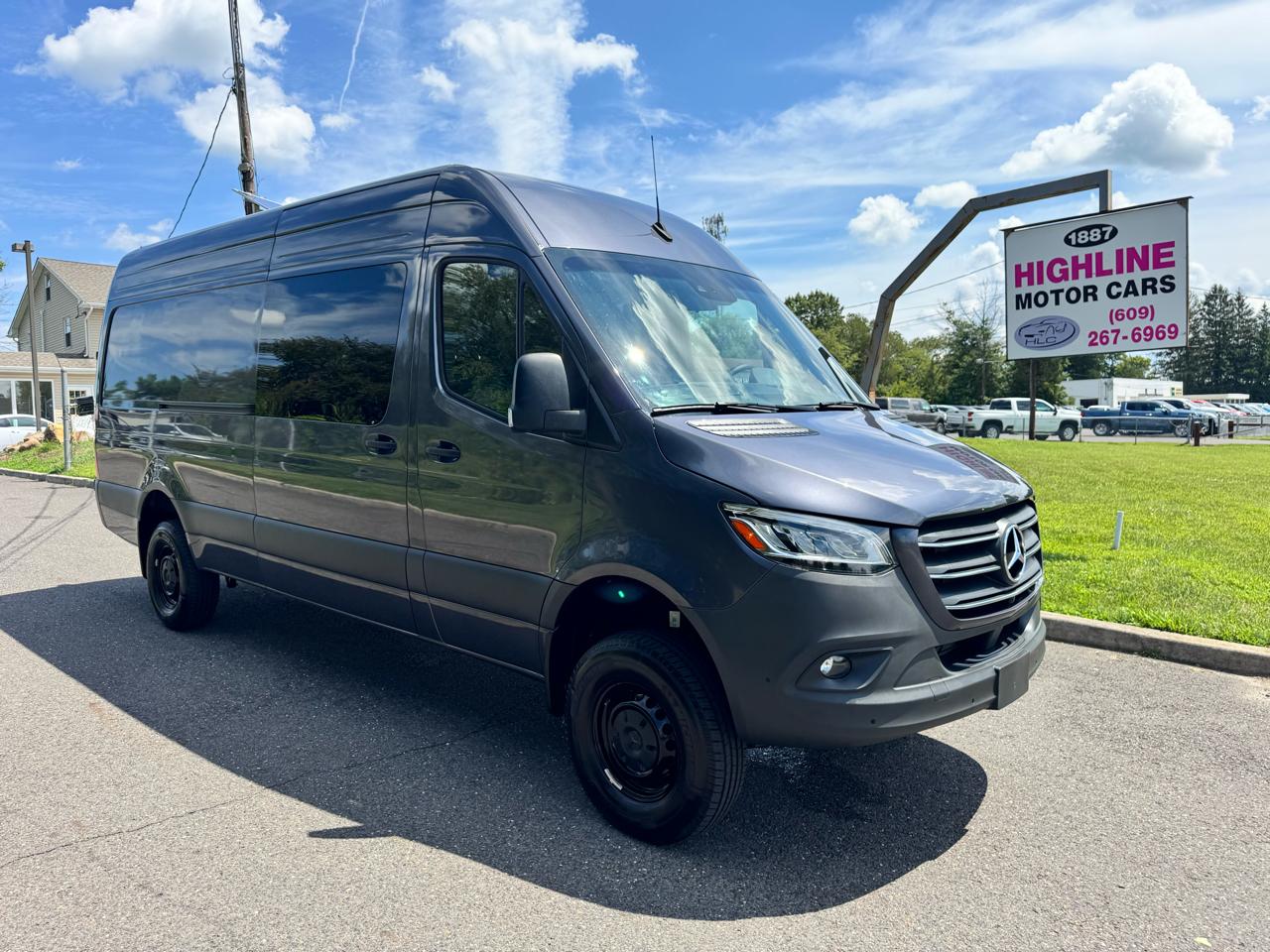 Mercedes-Benz Sprinter Van 2500 Standard Roof I4 Diesel HO 144" AWD 2024