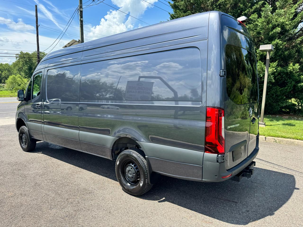 Mercedes-Benz Sprinter Van 2500 Standard Roof I4 Diesel HO 144" AWD 2024