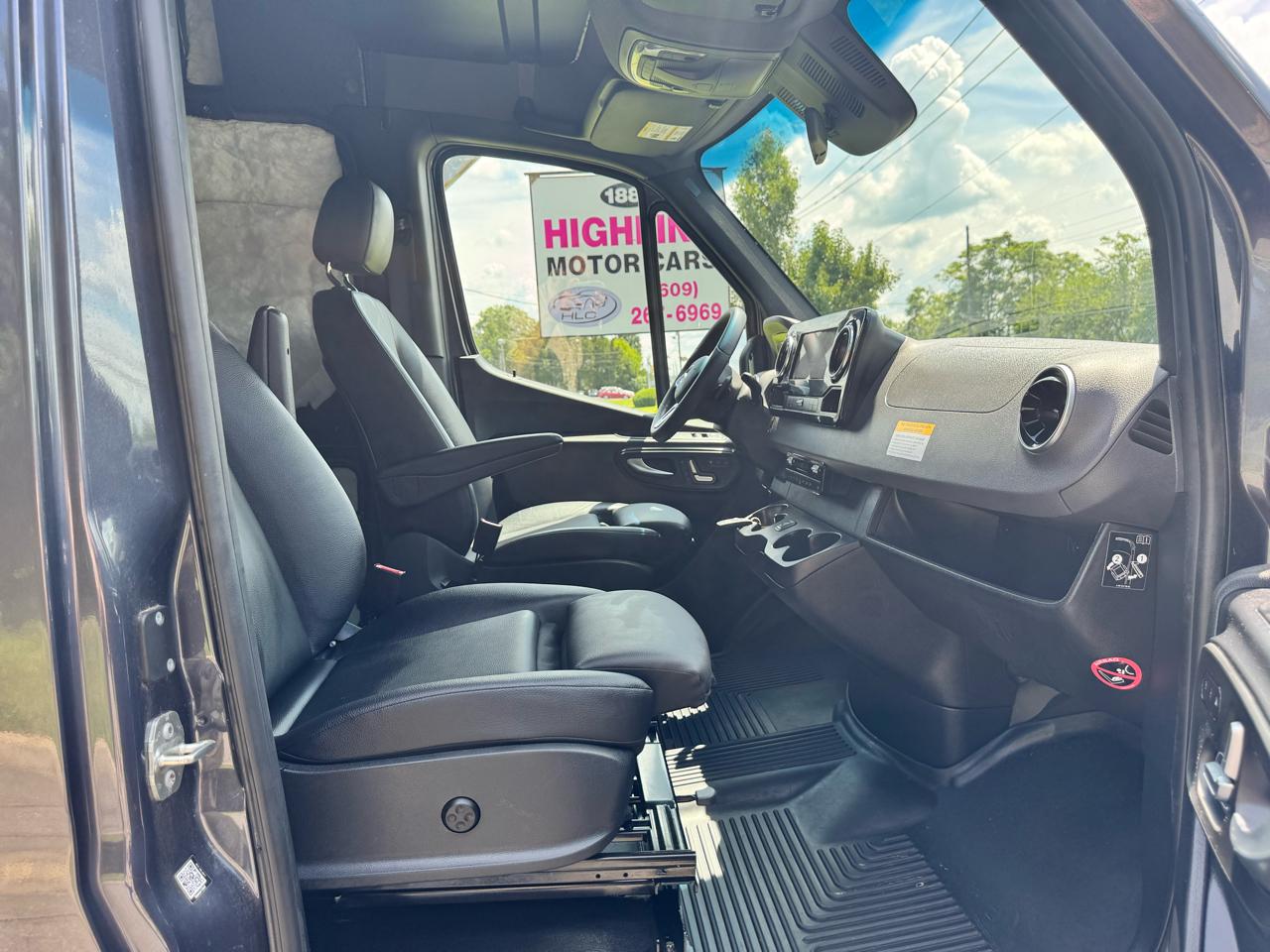 Mercedes-Benz Sprinter Van 2500 Standard Roof I4 Diesel HO 144" AWD 2024