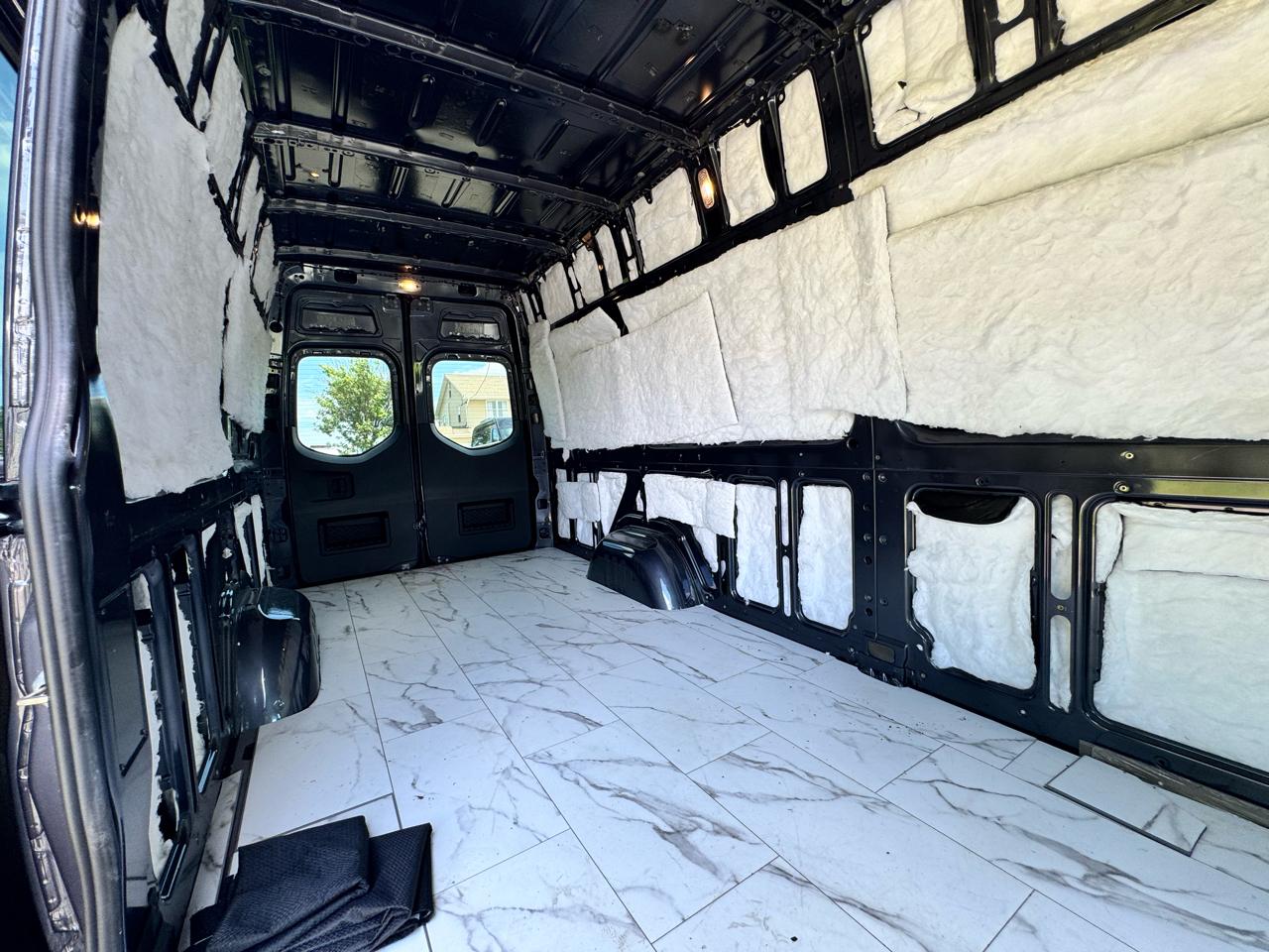 Mercedes-Benz Sprinter Van 2500 Standard Roof I4 Diesel HO 144" AWD 2024