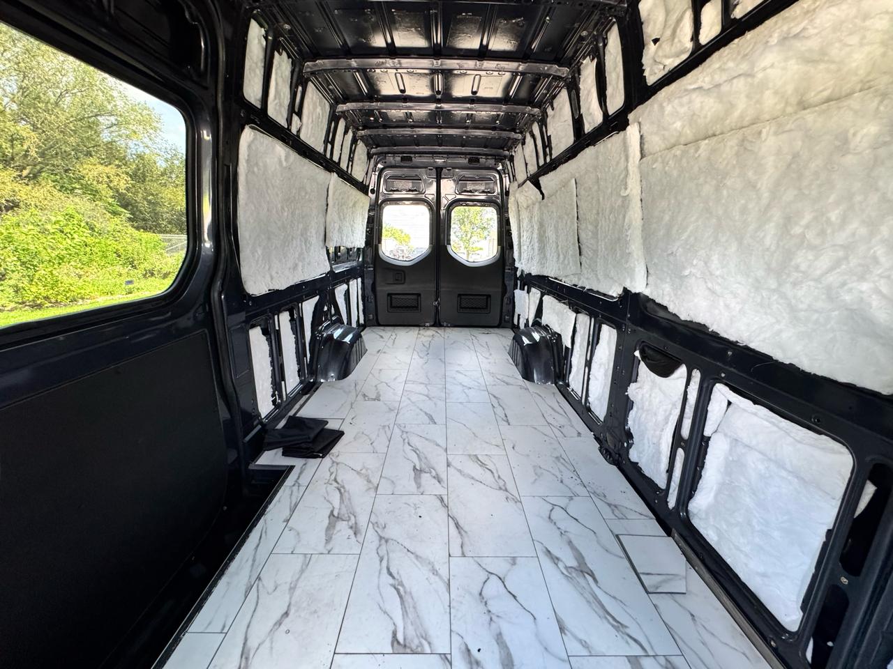 Mercedes-Benz Sprinter Van 2500 Standard Roof I4 Diesel HO 144" AWD 2024