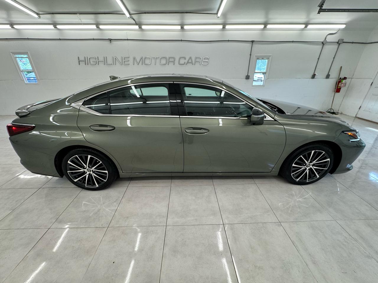 Lexus ES ES 350 FWD 2022