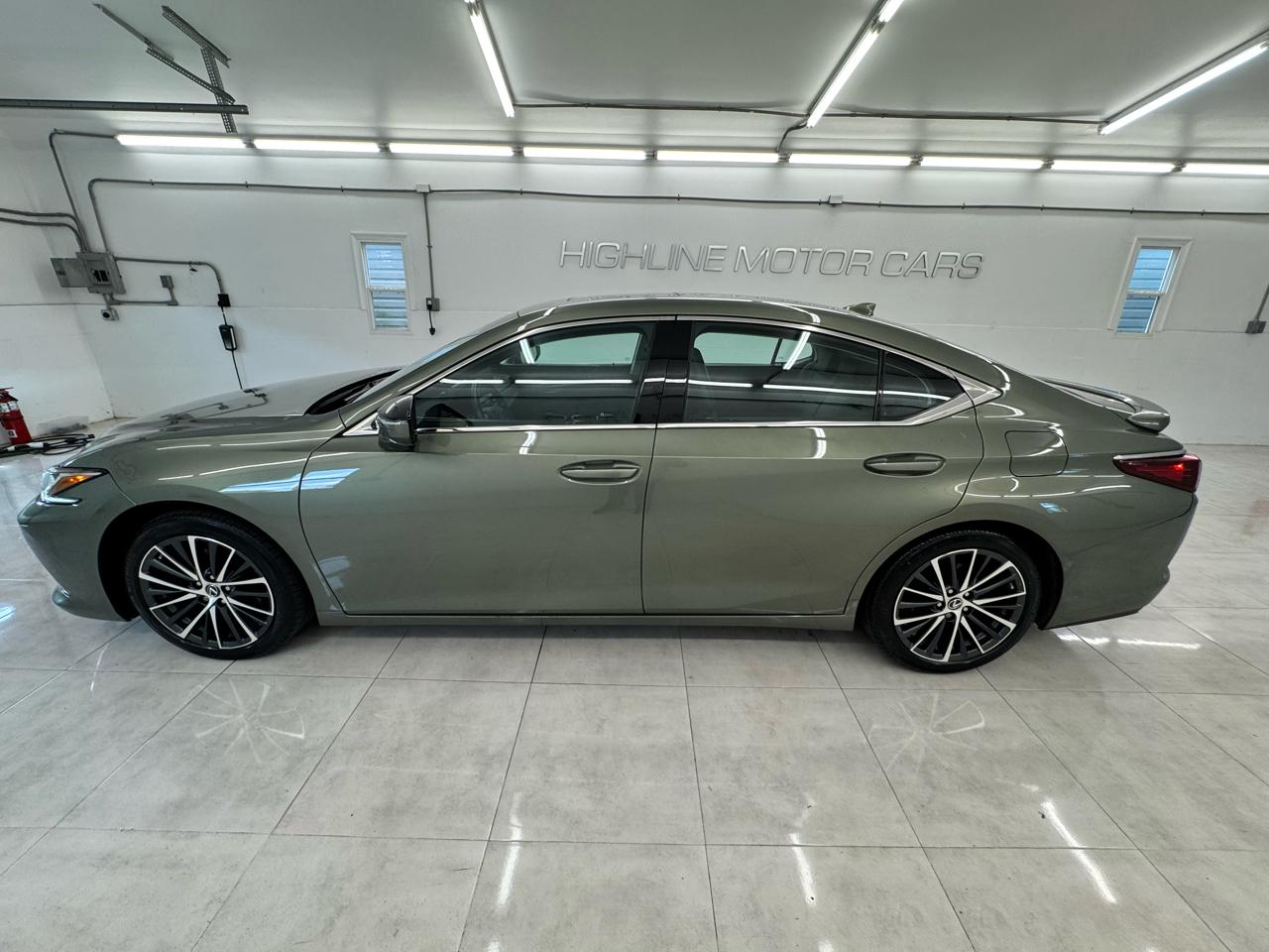 Lexus ES ES 350 FWD 2022