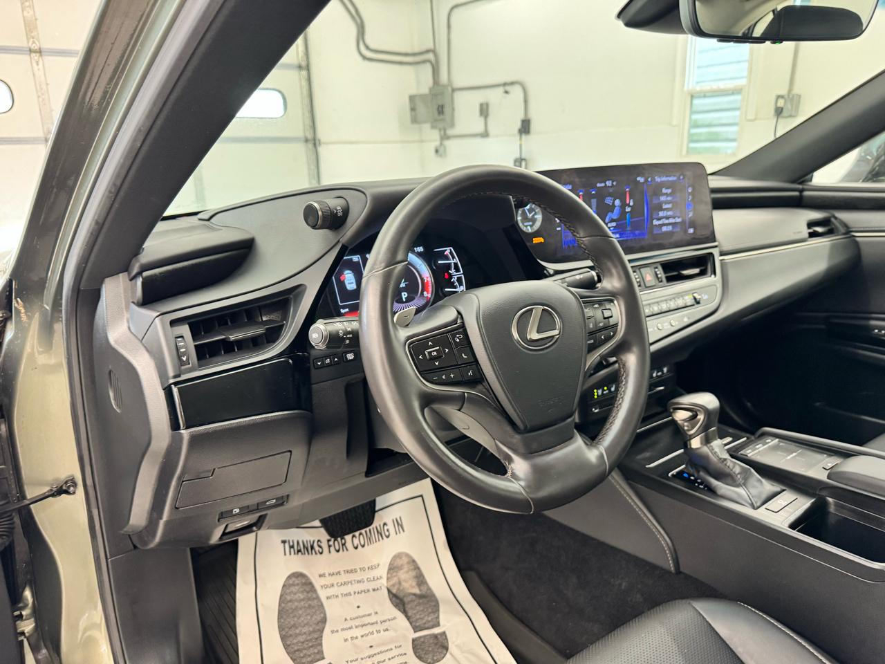 Lexus ES ES 350 FWD 2022
