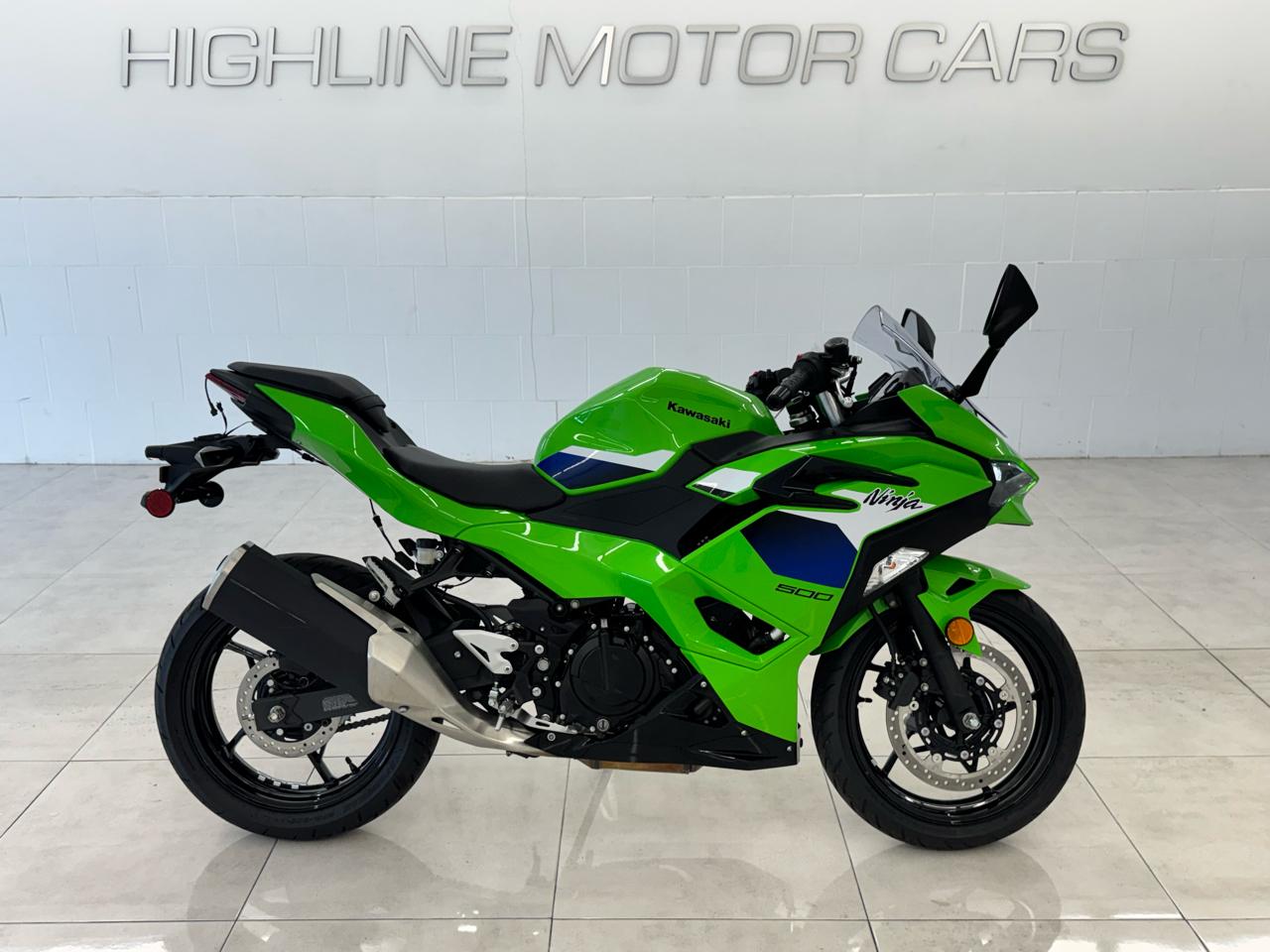 Kawasaki Ninja 500  2025