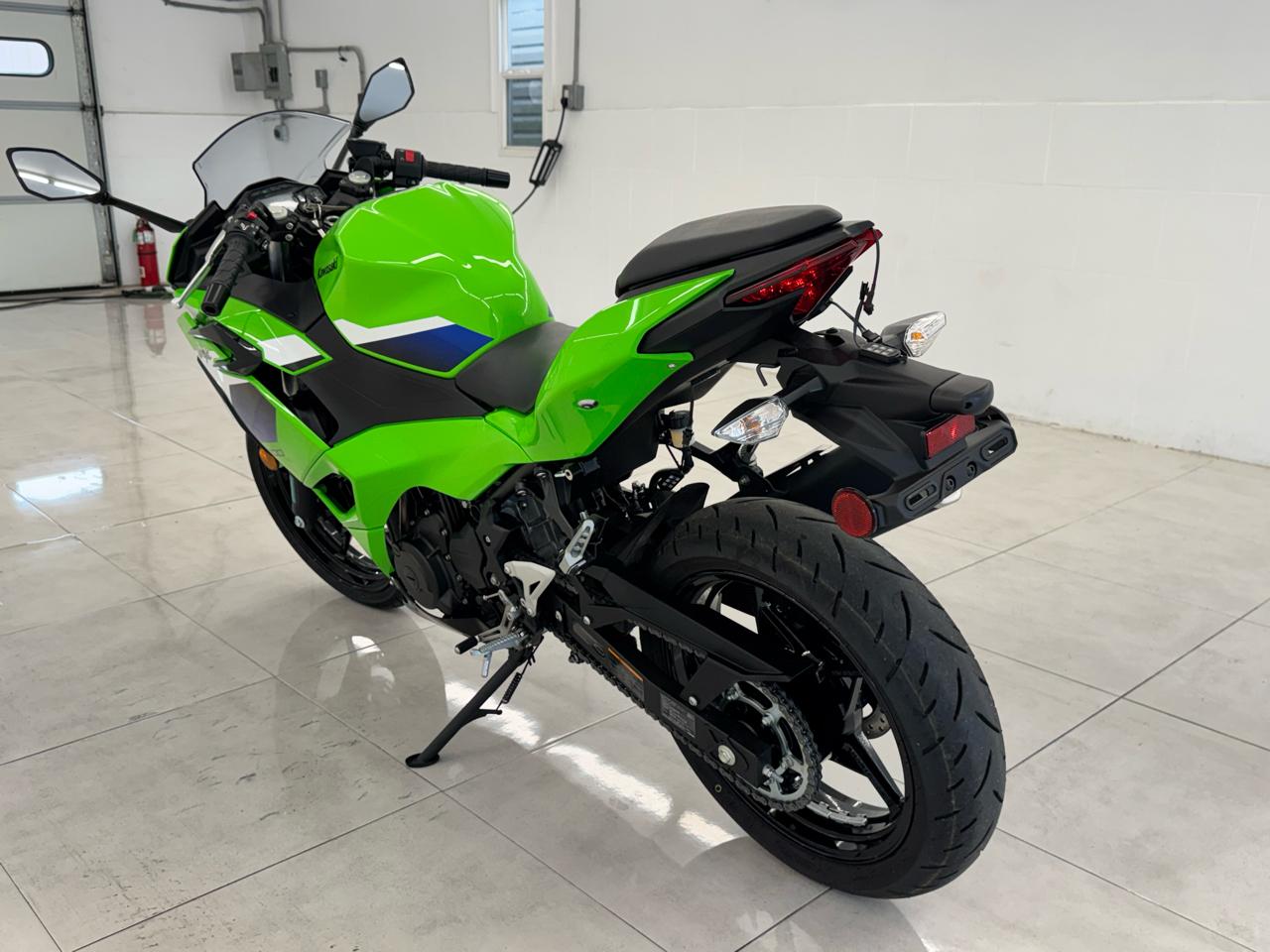 Kawasaki Ninja 500  2025