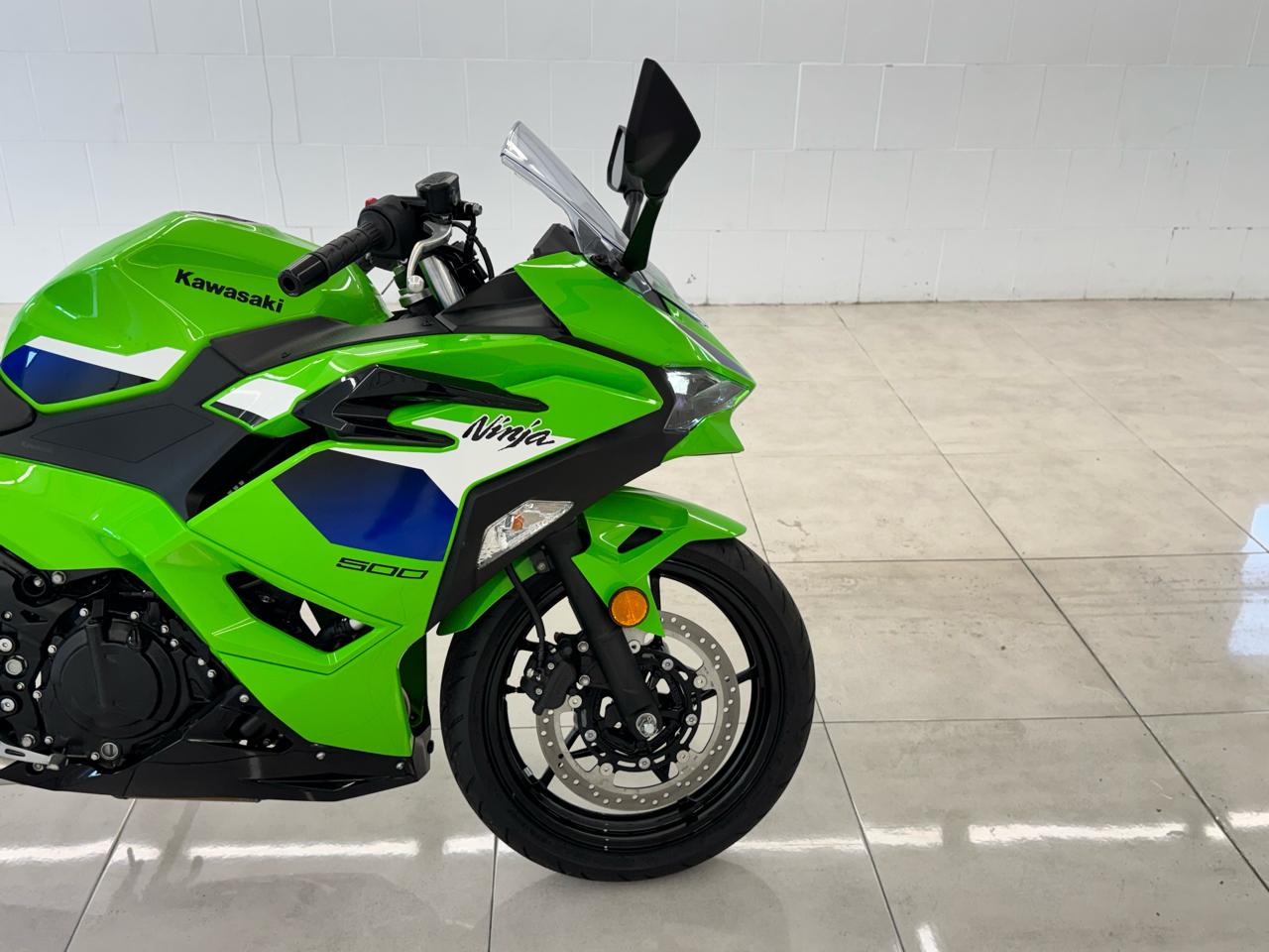 Kawasaki Ninja 500  2025