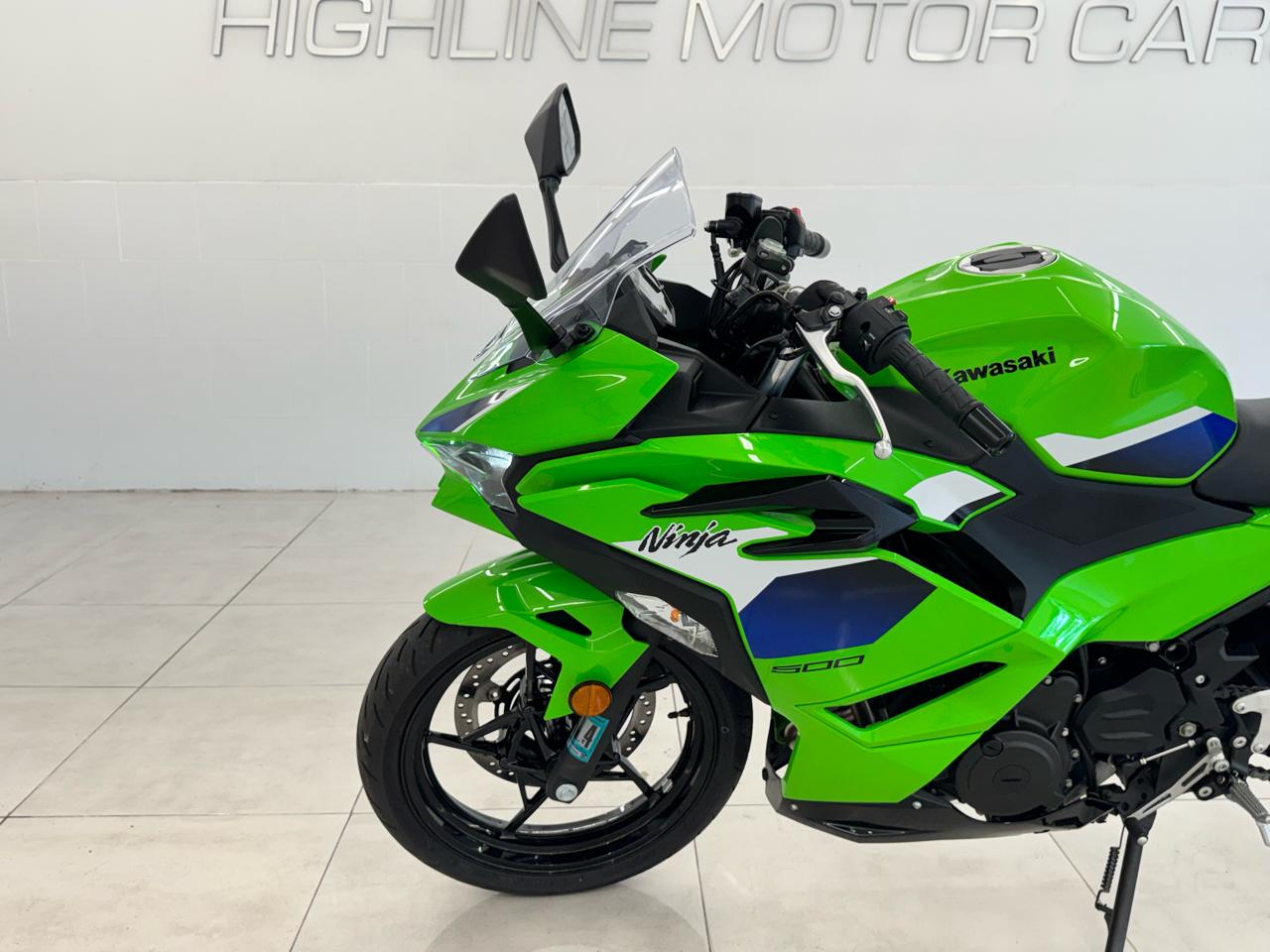 Kawasaki Ninja 500  2025