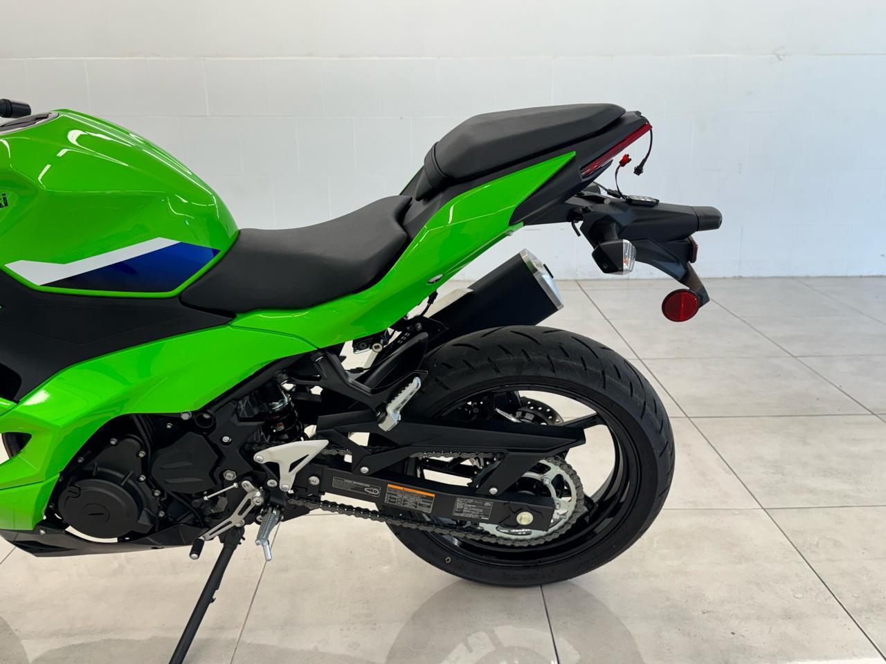 Kawasaki Ninja 500  2025