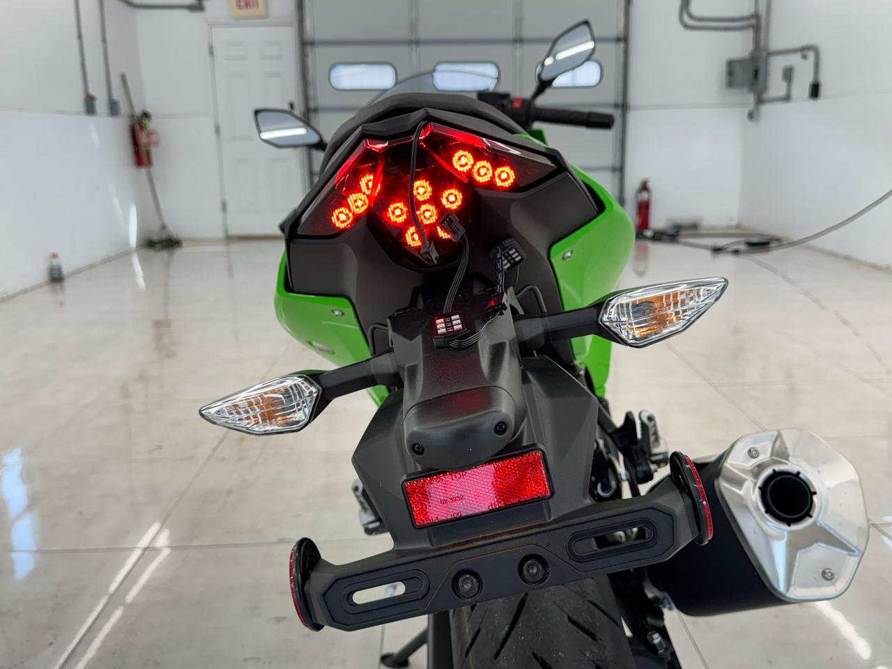 Kawasaki Ninja 500  2025