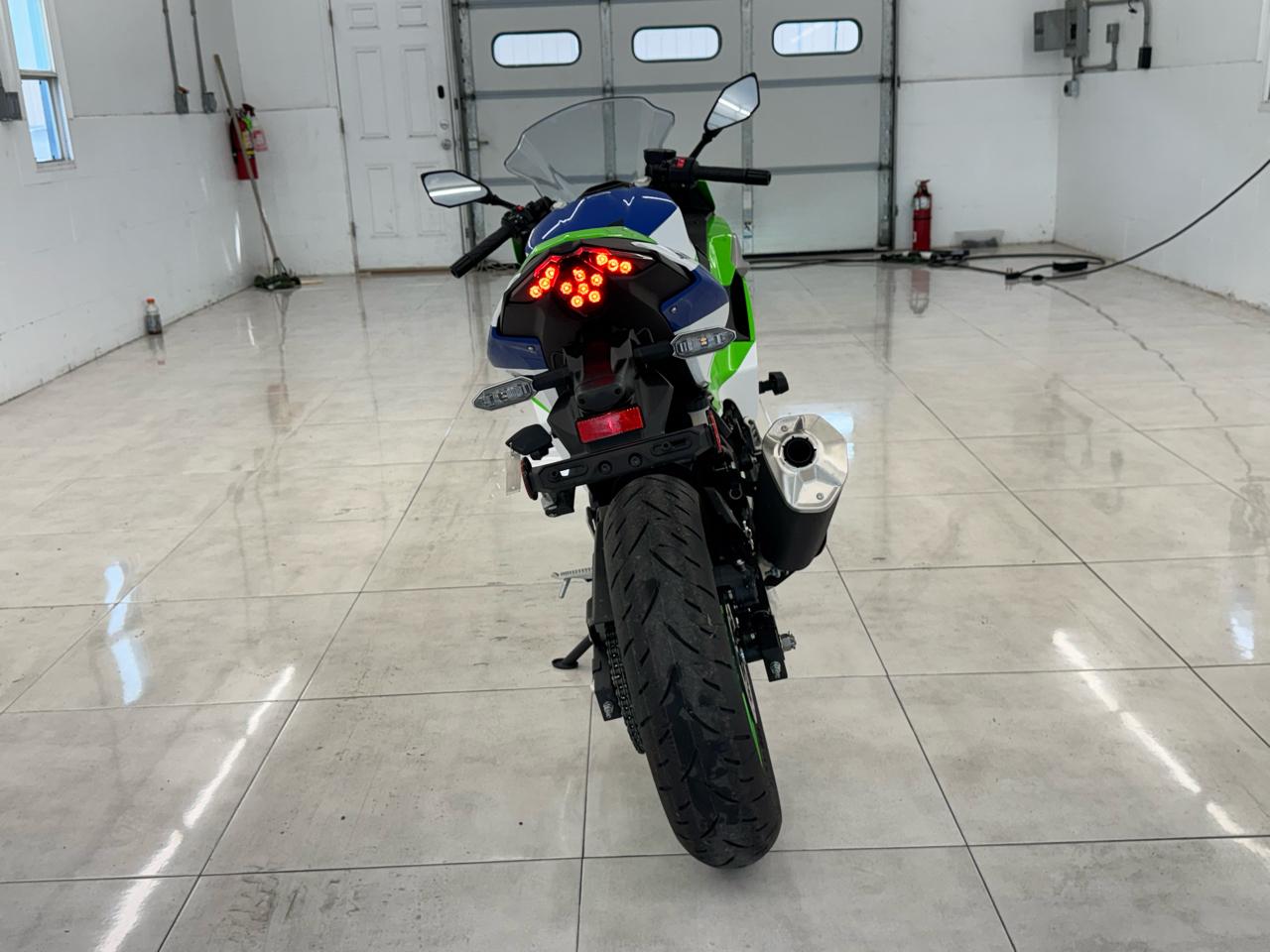 Kawasaki Ninja 500  2024