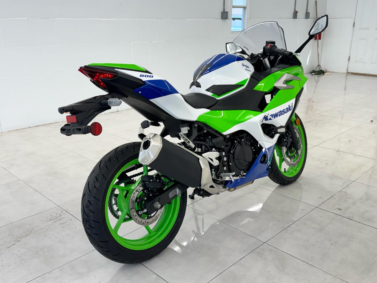 Kawasaki Ninja 500  2024