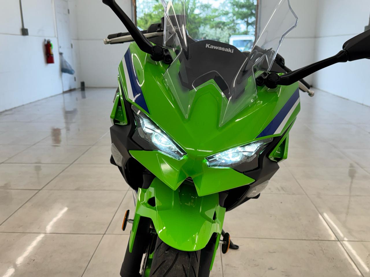 Kawasaki Ninja 500  2024