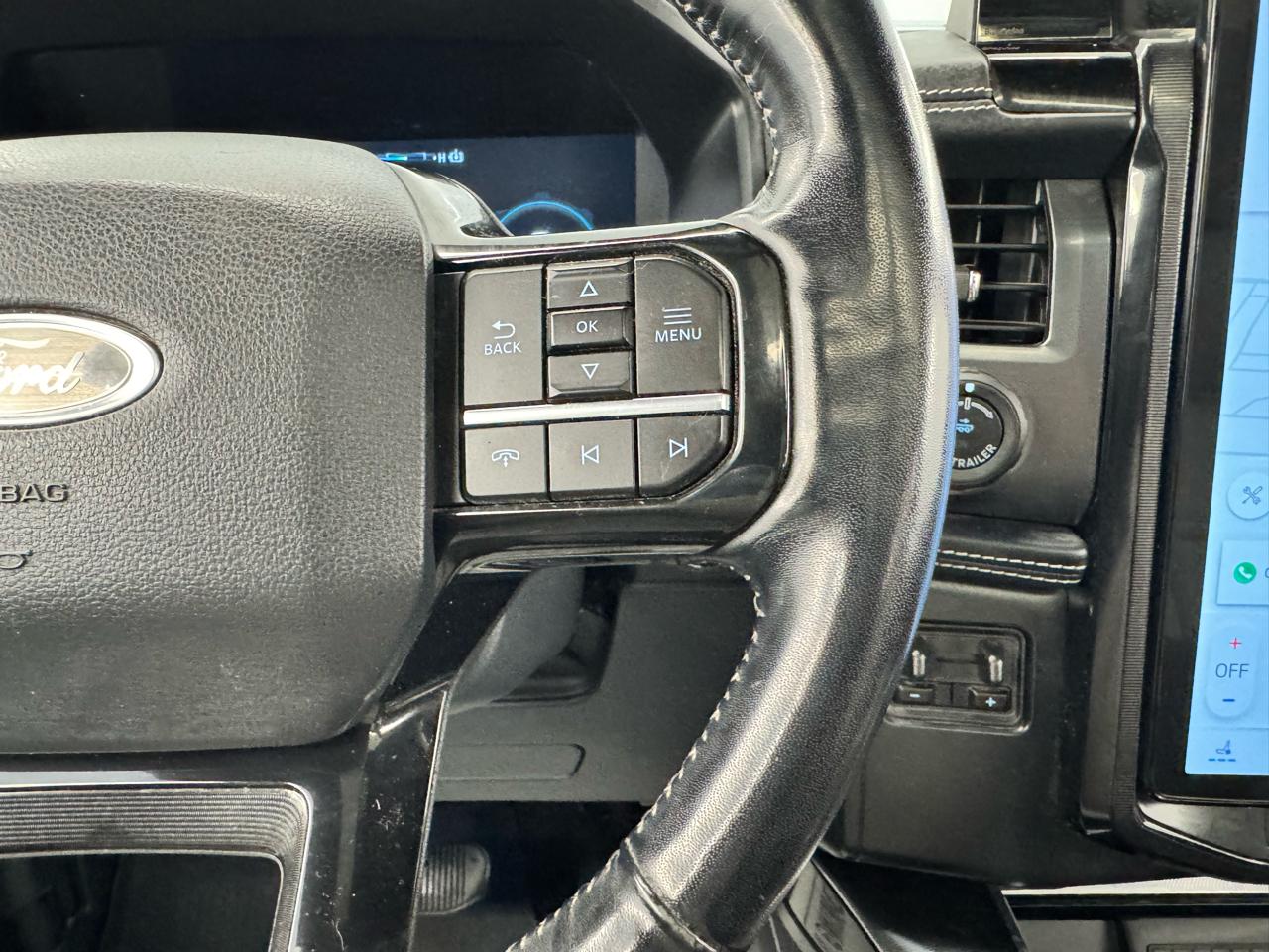 Ford F-150 Lightning Platinum 4WD SuperCrew 5.5' Box 2022