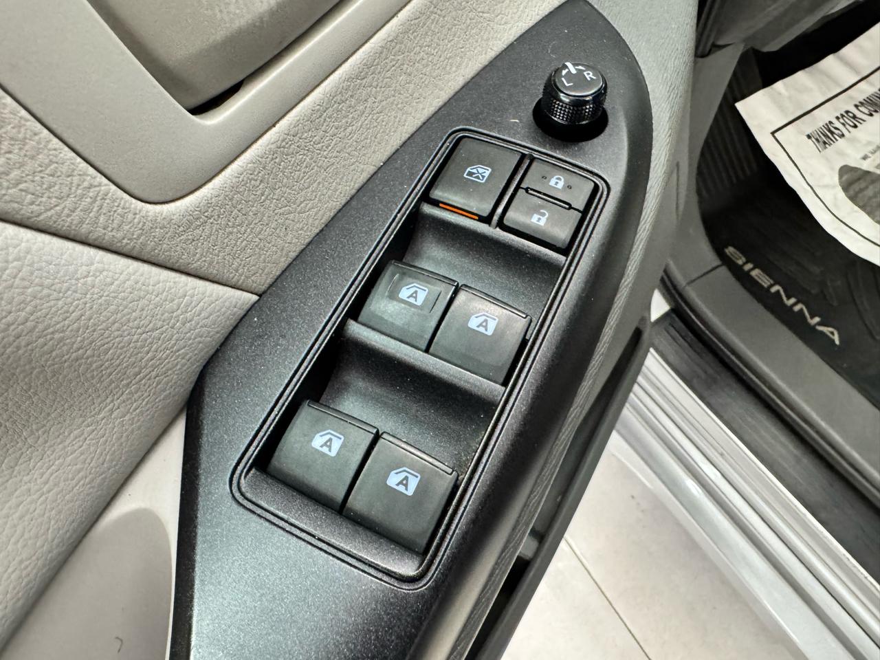 Toyota Sienna L FWD 7-Passenger (Natl) 2020