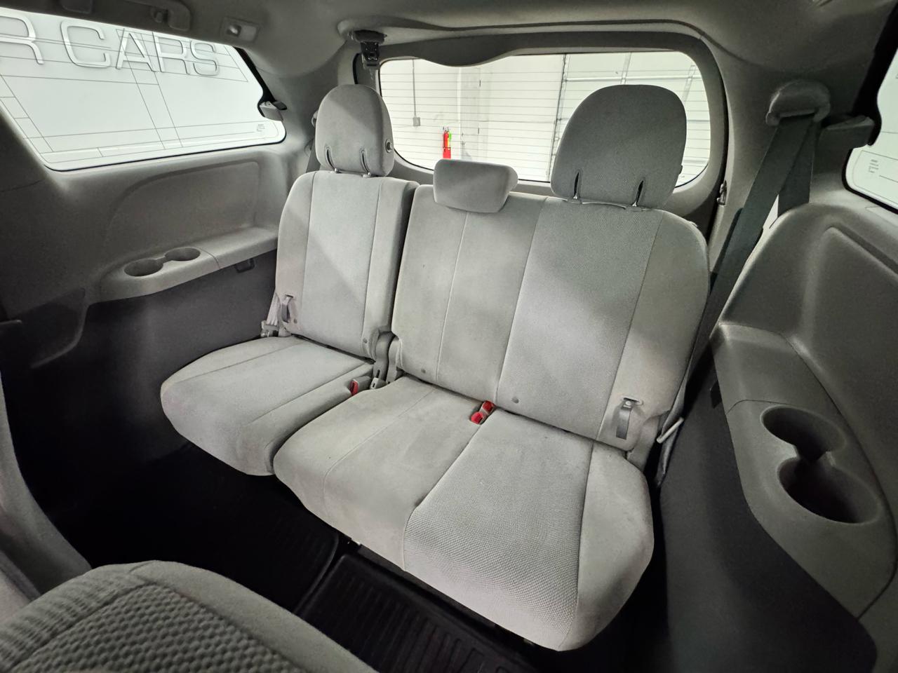 Toyota Sienna L FWD 7-Passenger (Natl) 2020